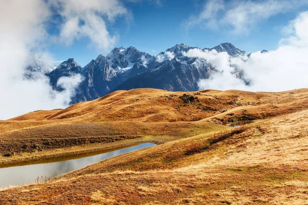 Zonsondergang Het Bergmeer Koruldi Opper Svaneti Georgië Europa Kaukasus Bergen — Stockfoto