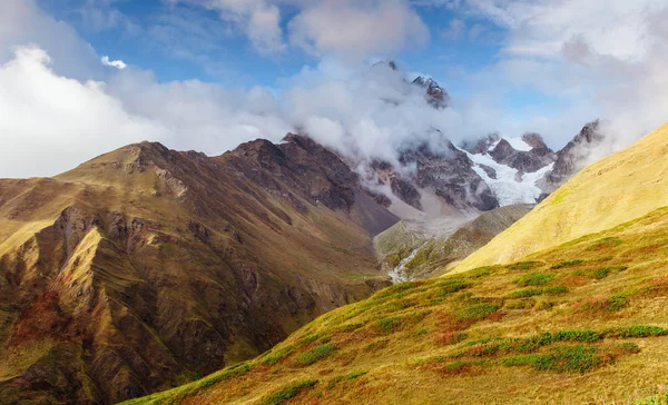 Густий Туман Перевалі Гуле Грузія Сванеті Європи Кавказькі Гори — стокове фото