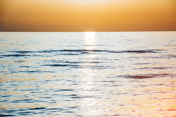 Oranje Zonsondergang Boven Zee Schoonheidswereld — Stockfoto