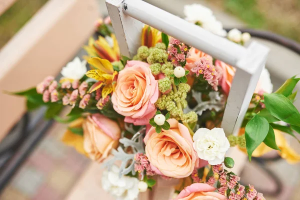 Beautiful Bouquet Vase Flowers Decoration Wedding Ceremony — ストック写真