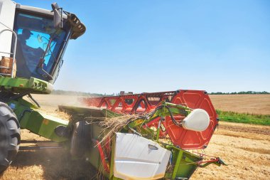 modern birleştirmek hasat eylem görünümünü kapat.