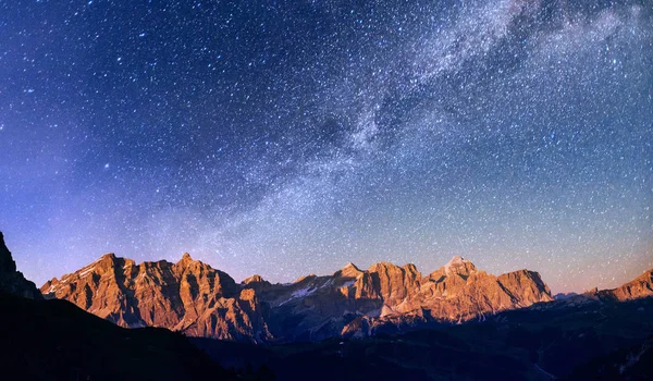 Fantastic Winter Meteor Rain Mountains Mist — Stock Photo, Image