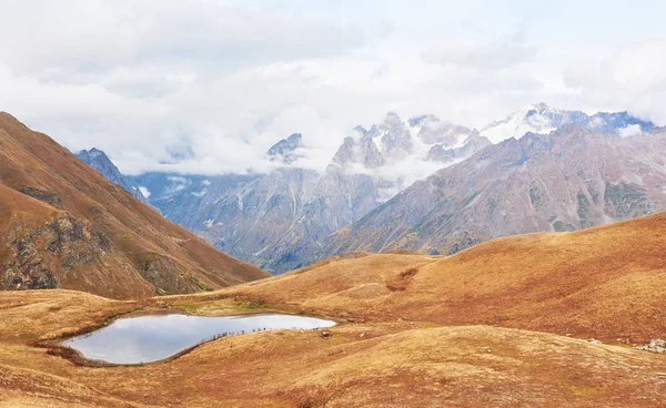 Horské Jezero Koruldi Horní Svaneti Georgia Europe Kavkazské Hory — Stock fotografie