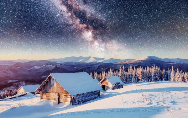 Chalets Mountains Night Stars Magic Event Frosty Day Anticipation Holiday — Stock Photo, Image