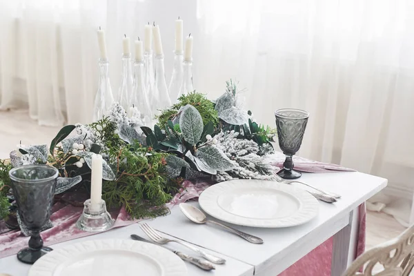 Table Served Christmas Dinner Living Room Close View — Stock Photo, Image