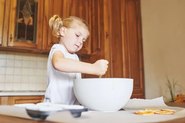 Little Girl Preparing Dough Muffins — Stock Photo, Image