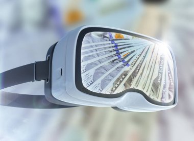 Sanal gerçeklik gözlükleri, iş dünyası, teknoloji, internet ve ağ kurma konsepti. ABD Doları banknotları ve kripto para veya dijital parayı temsil eden soyut.