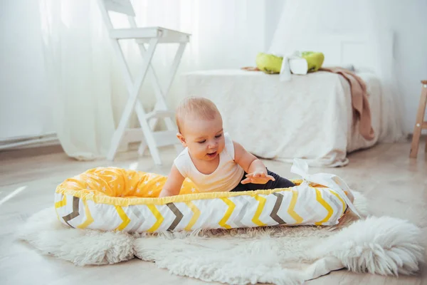 Bedding Children Baby Sleeps Bed Healthy Little Baby Soon Birth — Stock Photo, Image