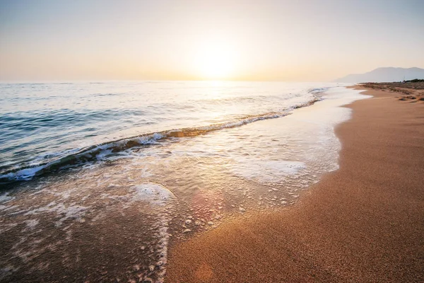 Fantastisk Solnedgång Stranden Vackert Landskap — Stockfoto