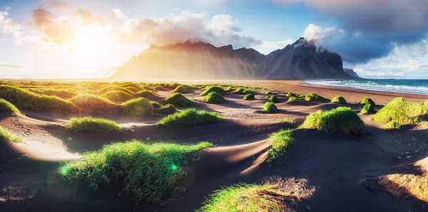 Fantastic West Mountains Volcanic Lava Sand Dunes Beach Stokksness Iceland — Stock Photo, Image