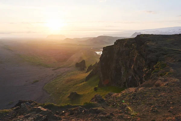 Színes Naplemente Hegyek Felett Fantasztikus Kilátás Nyílik Táj Izlandon Szépségvilág — Stock Fotó