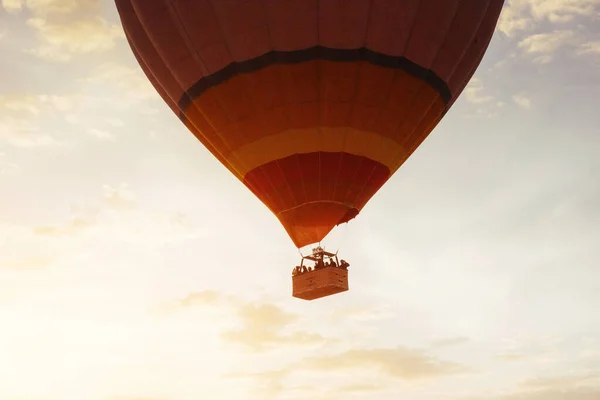 Kolorowy Balon Gorące Powietrze Wczesnym Rankiem Kapadocji Turcja — Zdjęcie stockowe