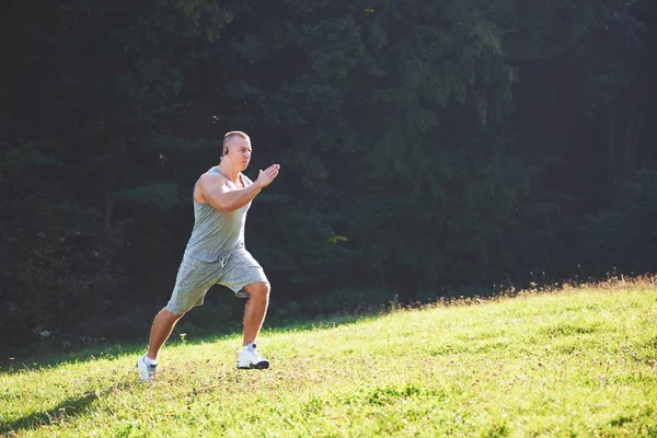 Homem Fitness Atleta Correndo Natureza Durante Pôr Sol Pessoa Que — Fotografia de Stock