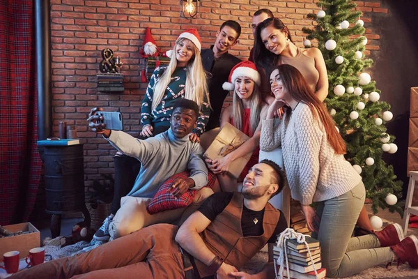 Groep Van Heervolle Oude Vrienden Communiceren Met Elkaar Maken Een — Stockfoto