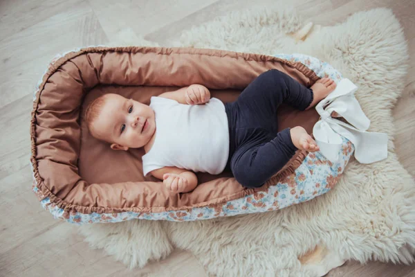 Bedding Children Baby Sleeps Bed Healthy Little Baby Soon Birth — Stock Photo, Image