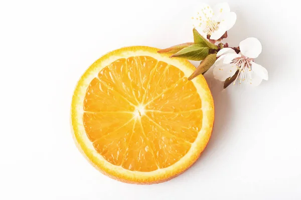Φέτα Ώριμα Εσπεριδοειδή Πορτοκαλιού Απομονωμένα Λευκό Φόντο — Φωτογραφία Αρχείου