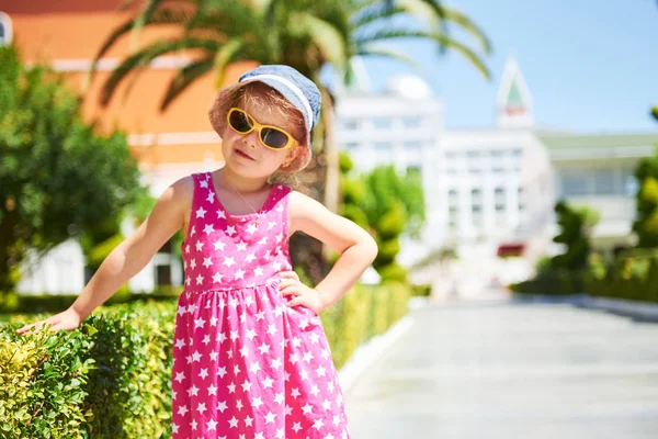 Portrait Happy Child Wearing Sunglasses Outdoors Summer Day Amara Dolce — Stock Photo, Image