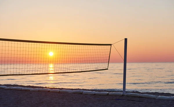 Schönen Bunten Sonnenuntergang Über Dem Meer Und Die Sonne Scheint — Stockfoto