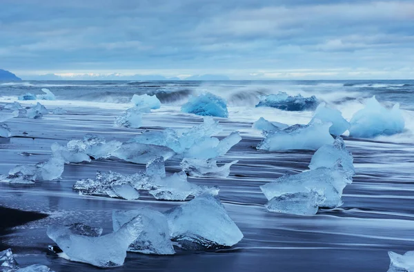 Jokulsarlon Gletscherlagune Fantastischer Sonnenuntergang Schwarzen Strand Island — Stockfoto