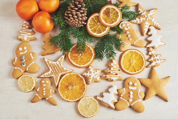 Christmas Gingerbread Cookies Dried Orange Spices White Table Chairs Christmas — Stock Photo, Image