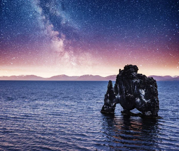 Hvitserkur Height Fantastic Starry Sky Milky Way East Coast Peninsula — Stock Photo, Image