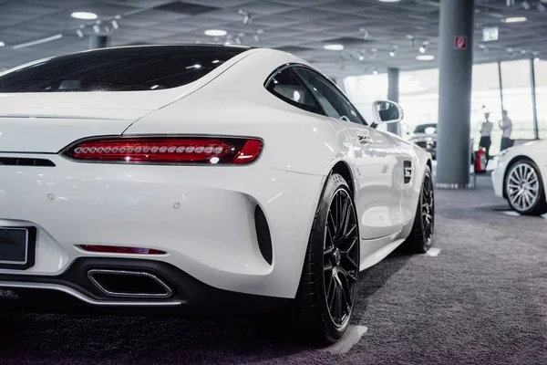 Photo Back Modern White Colored Beautiful Car Parked Indoors — Stock Photo, Image