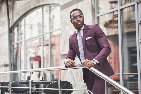 Beautiful Young African American Who Thinks Serious Idea Confident Making — Stock Photo, Image