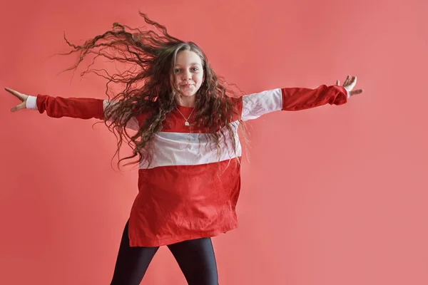 Young Urban Woman Dancing Red Background Modern Slim Hip Hop — Stock Photo, Image