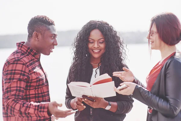 Group Young Multinational People Book Students Studying Open Air — Stock Photo, Image