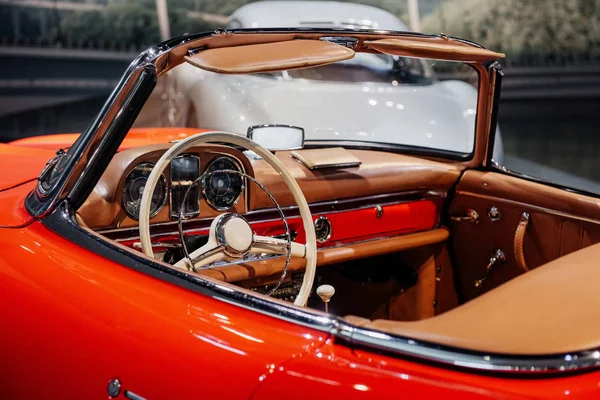 Olha Mais Perto Dentro Dispendioso Carro Vintage Colecionável — Fotografia de Stock