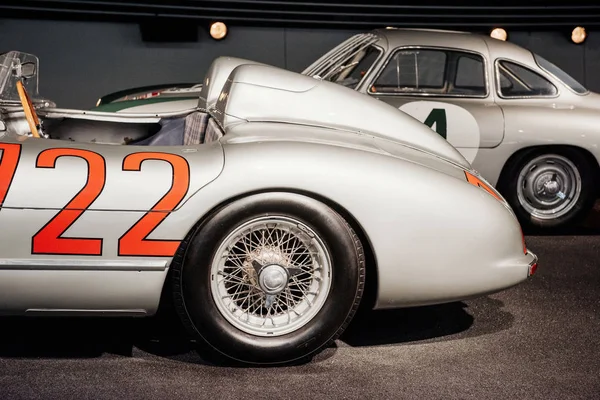 Lado Vista Perto Cinza Retro Esporte Cupê Cabriolet Números Laranja — Fotografia de Stock