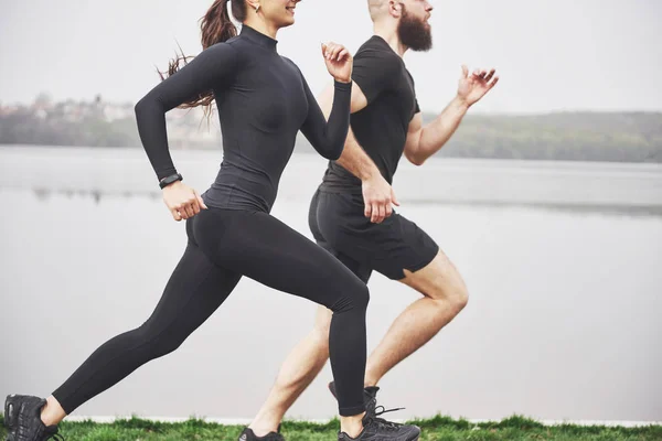 Couple Jogging Running Outdoors Park Water Young Bearded Man Woman — 图库照片