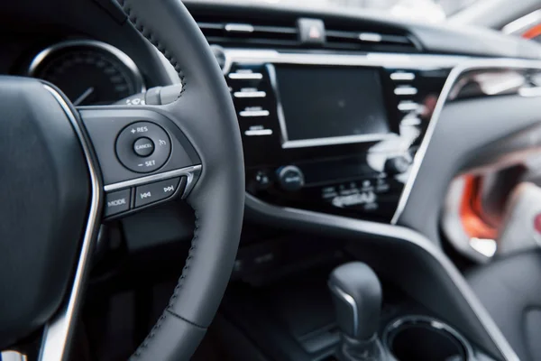 Vista Del Interior Automóvil Moderno Que Muestra Salpicadero — Foto de Stock