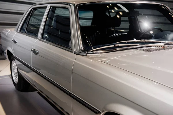 What Side Part Classical Silver Shiny Automobile Captured Car Show — Stock Photo, Image