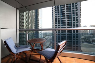 balkon dubai gökdelen