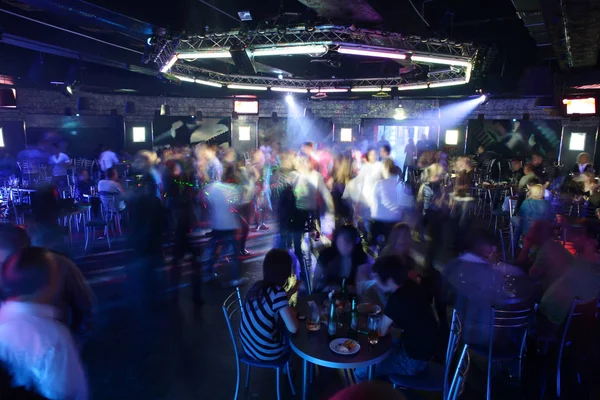 güzel bir Avrupa gece kulübü iç