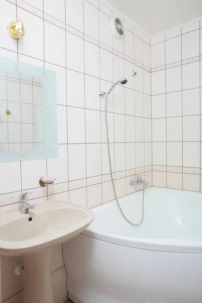 İç modern Avrupa duş — Stok fotoğraf