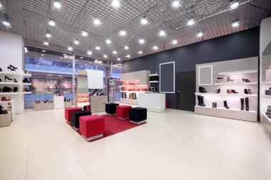 İç modern Avrupa alışveriş Ayakkabı mağazası