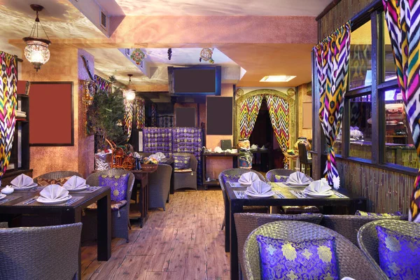 Parlak renklerde Avrupa Restoran — Stok fotoğraf