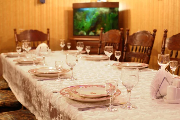 Restaurante europeu em cores brilhantes — Fotografia de Stock