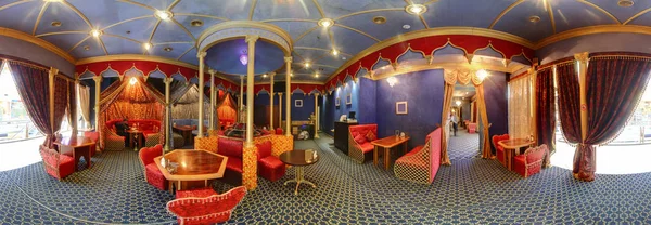 उज्ज्वल रंग युरोपियन रेस्टॉरंट — स्टॉक फोटो, इमेज