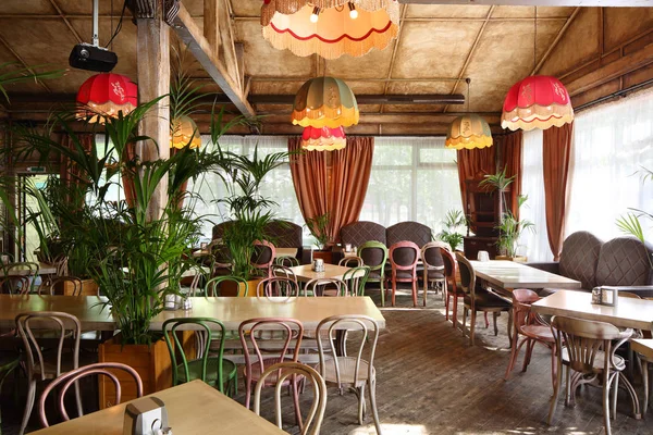 Európai étterem, élénk színek — Stock Fotó