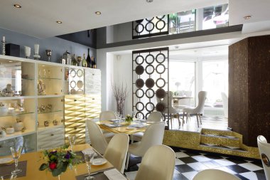 parlak renklerde Avrupa Restoran