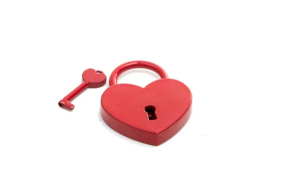 Metalic Red Heart Key White — Stock Photo, Image