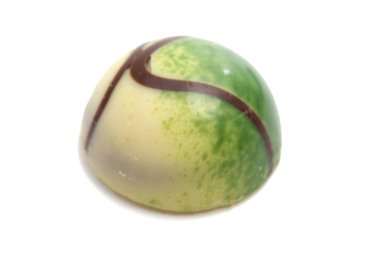 üzerinde beyaz izole özel koleksiyon çikolata tatlılar