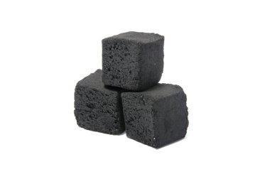 kömür blok üzerinde beyaz izole