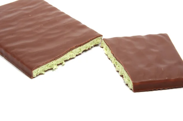 Mjölkchoklad Med Mint Fyllning Isolerat Vitan — Stockfoto