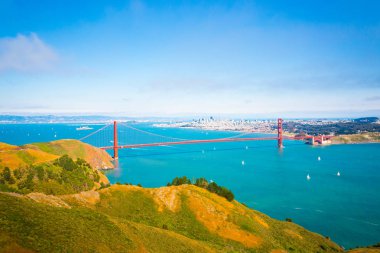 Havadan görünümü San Francisco Golden Gate Köprüsü Marin
