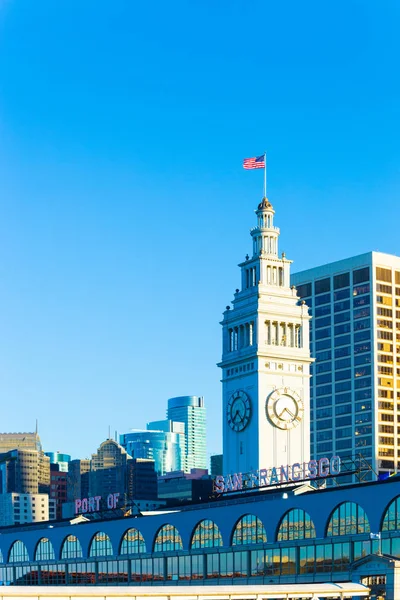 Hafen von San Francisco Fähre Gebäude hintere Uhr v — Stockfoto