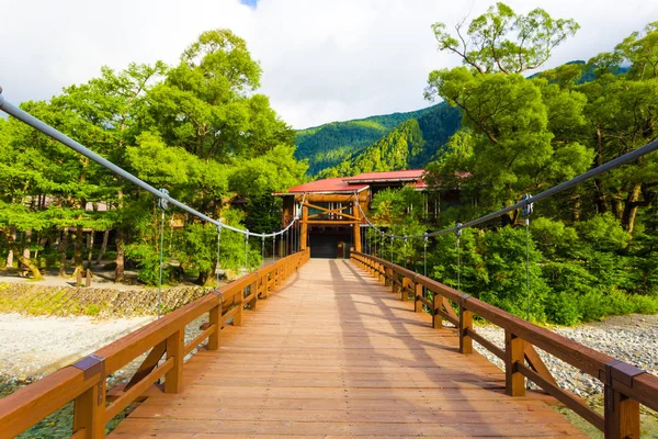 Cubierta de madera Kamikochi Puente Kappa-Bashi Centrado H — Foto de Stock